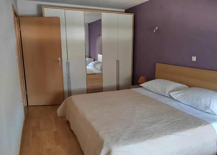 Apartament Near The *